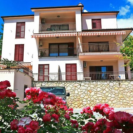 Apartments With A Parking Space Rabac, Labin - 7429 Eksteriør bilde